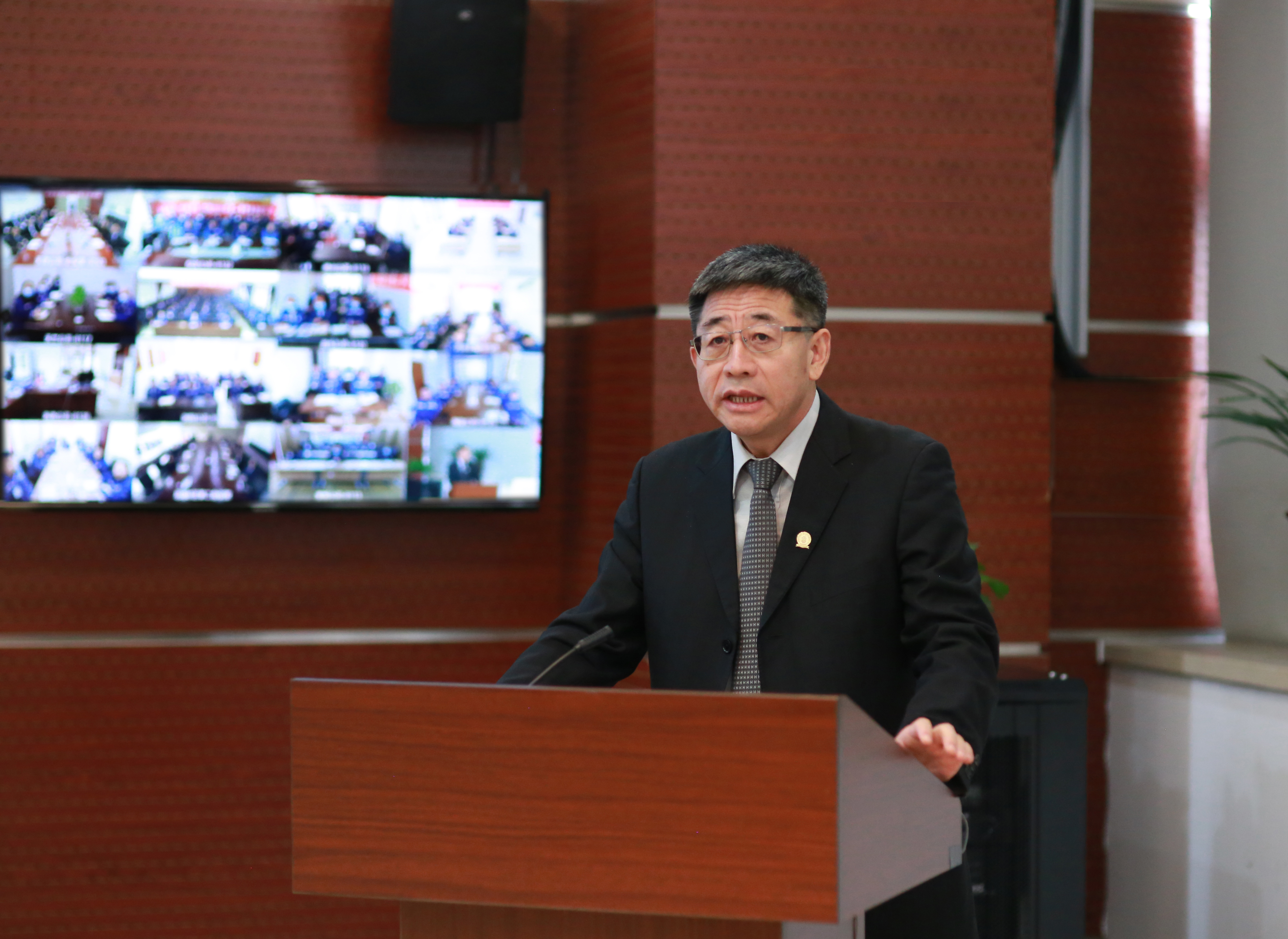 国产a∨国片精品白丝美女视频