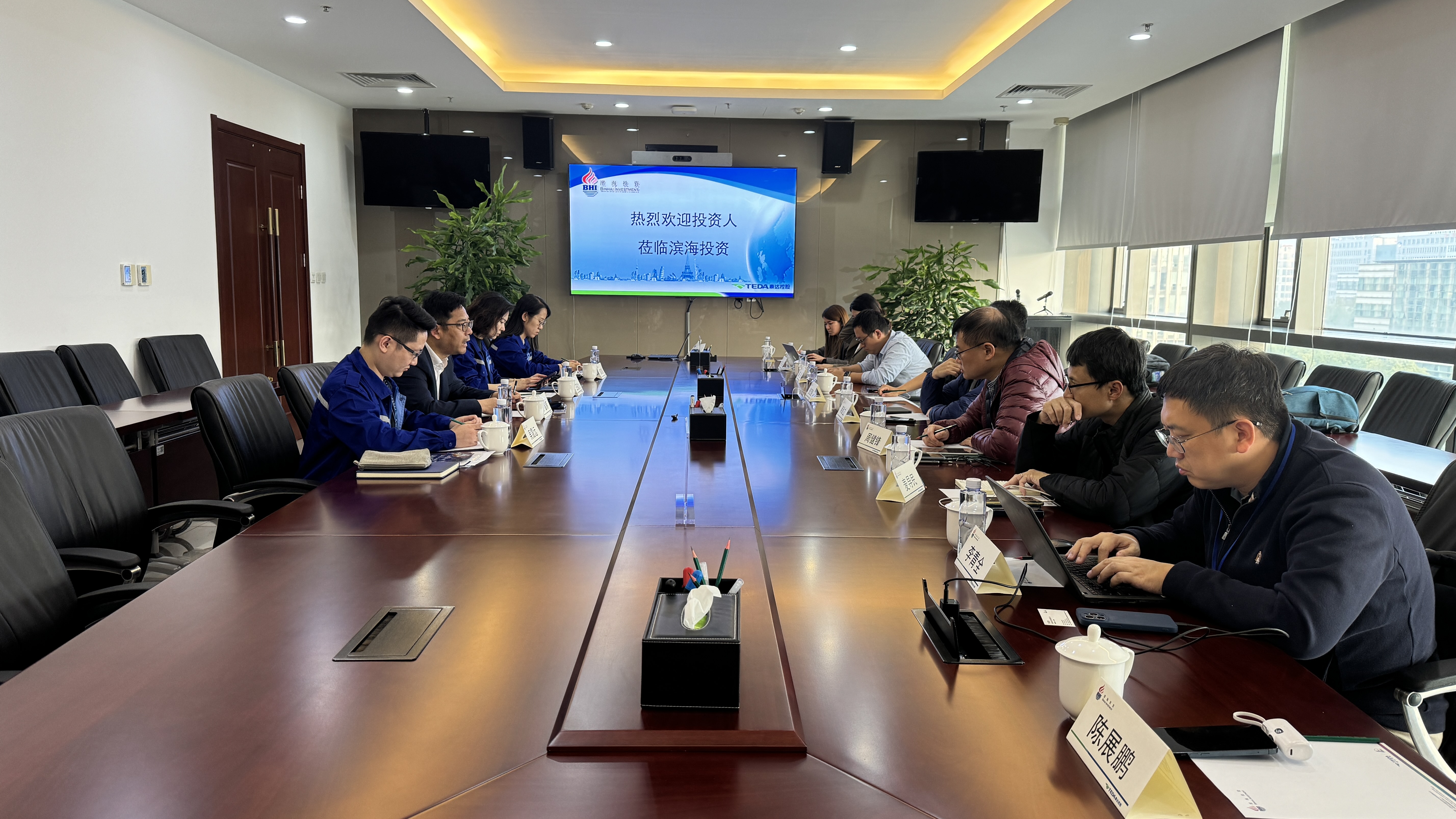 国产a∨国片精品白丝美女视频